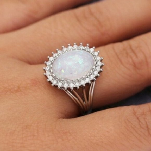 New Oval Cut Opal 925 Silver Wedding Ring - Picture 2 of 5